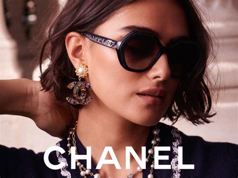 chaine lunette chanel|lunette de soleil tendance Chanel.